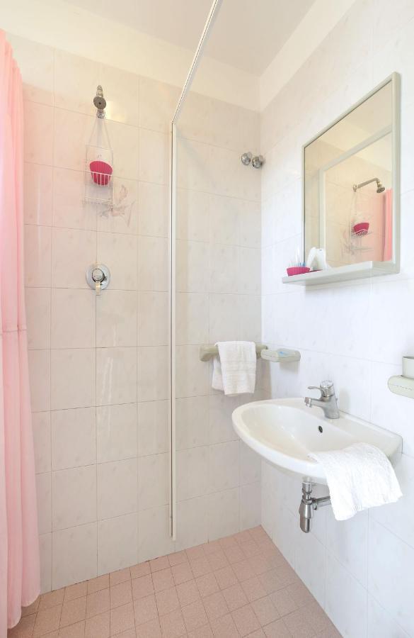 Hotel Ciondolo D'Oro Rimini Esterno foto